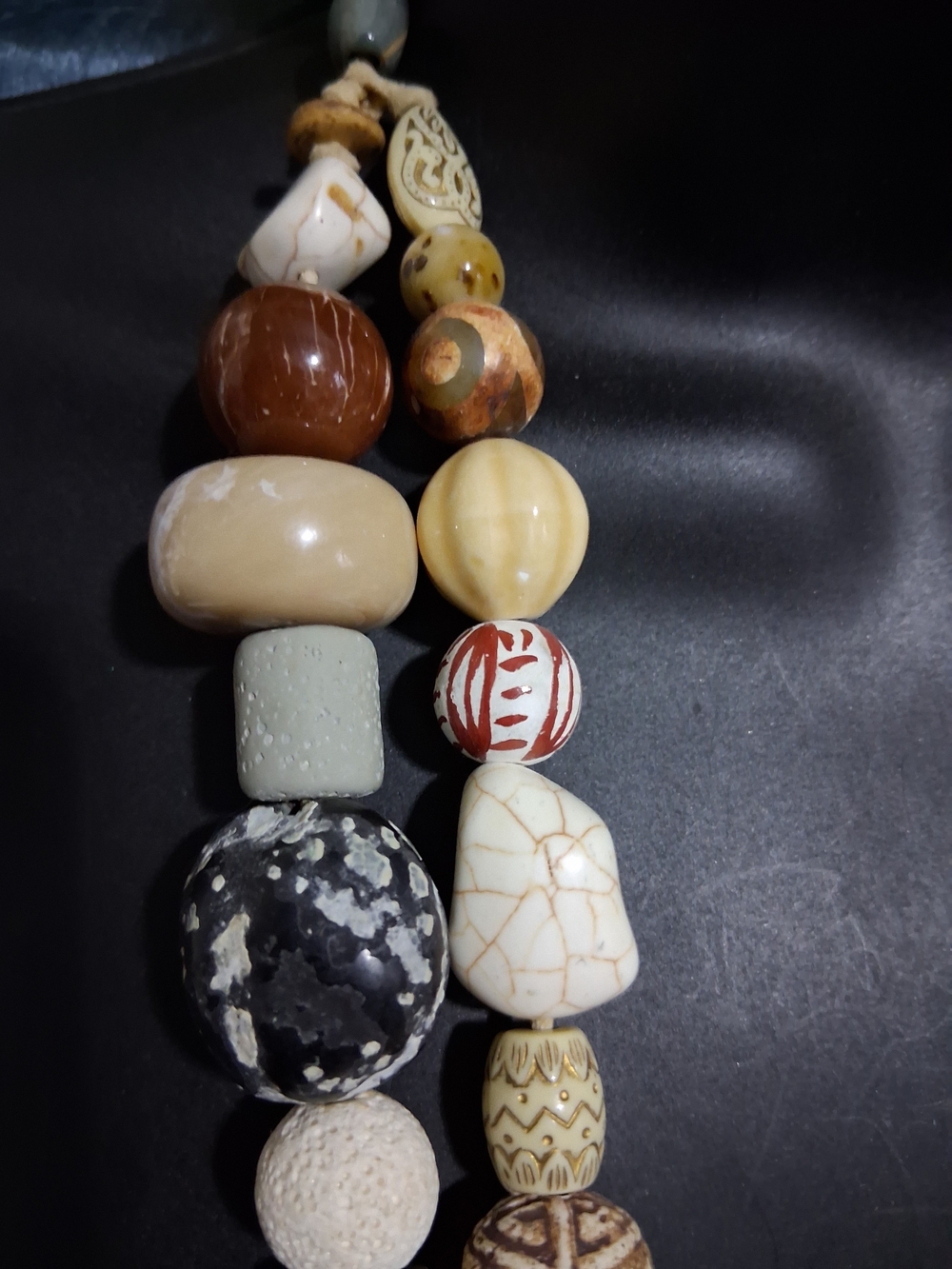 Vintage Rare Handmade Multicolor Stone & Wood Bead Necklace - Neutral Tones - Picture 3 of 16